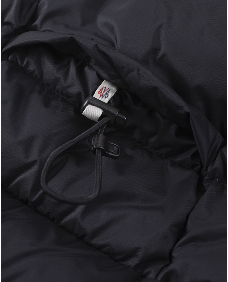 【MONCLER】MONCLER  CAMURAC JACKET（カムラック　ダウンジャケット）