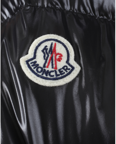 【MONCLER】MONCLER LAICHE SHORT PARKA（ライチェ　ショート パーカー）